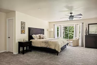 28670 Shenandoah Drive, Lake Arrowhead, CA 92352 - Photo 25