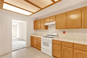 17810 Granada Dr, Victorville, CA 92395 - Photo 25