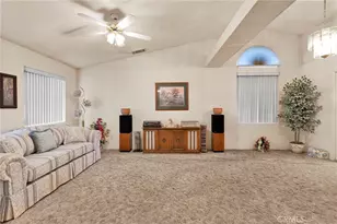 17810 Granada Dr, Victorville, CA 92395 - Photo 9