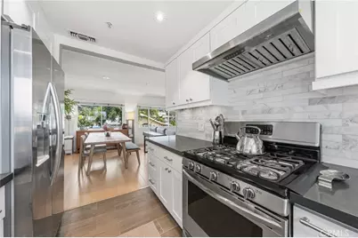 121 S Madison Ave #B, Monrovia, CA 91016 - Photo 7