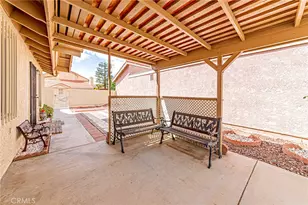 16234 Jasmine, Victorville, CA 92395 - Photo 27