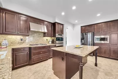 7862 Holland Park Ct, Chino, CA 91708 - Photo 5