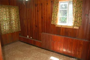 690 CA-138, Crestline, CA 92325 - Photo 21