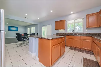 12939 Thornbury Lane, Eastvale, CA 92880 - Photo 15