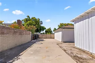 1106 N Sultana Ave, Ontario, CA 91764 - Photo 25