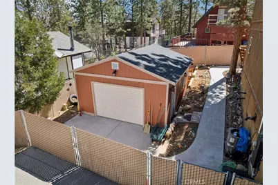 879 Spruce Lane, Sugarloaf, CA 92386 - Photo 7