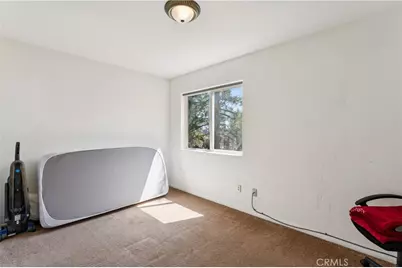 879 Spruce Lane, Sugarloaf, CA 92386 - Photo 17
