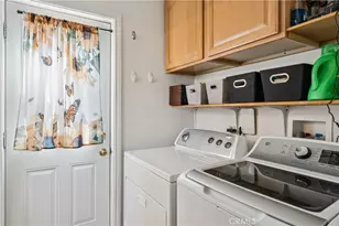 879 Spruce Ln, Sugarloaf, CA 92386 - Photo 31