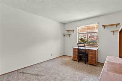 8451 Zohra Canyon Rd, Pinon Hills, CA 92372 - Photo 17