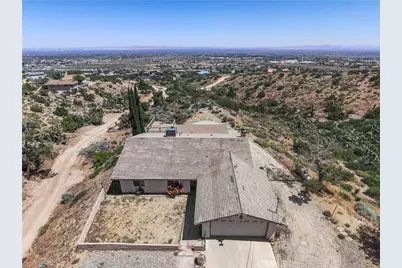 8451 Zohra Canyon Rd, Pinon Hills, CA 92372 - Photo 45