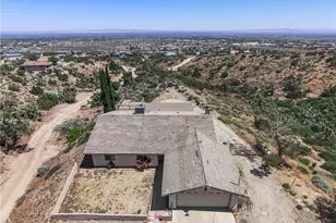 8451 Zohra Canyon Rd, Pinon Hills, CA 92372 - Photo 45