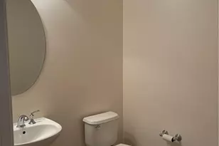 21917 Bella Vista, Chatsworth, CA 91311 - Photo 9