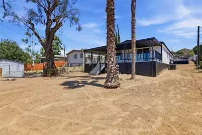 32551 Crescent Avenue, Lake Elsinore, CA 92530 - Photo 7