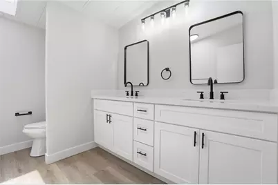 32551 Crescent Avenue, Lake Elsinore, CA 92530 - Photo 21