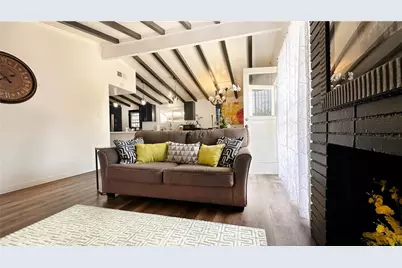 320 E 81st, Los Angeles, CA 90003 - Photo 11