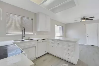3102 W Devonshire Avenue, Hemet, CA 92545 - Photo 11