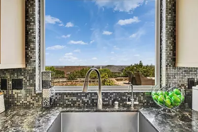 9 Olympus, Irvine, CA 92603 - Photo 25