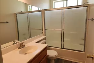 2806 W La Morada Dr, Rialto, CA 92377 - Photo 31