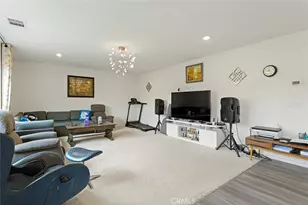 7568 Sleepy Creek, Fontana, CA 92336 - Photo 17