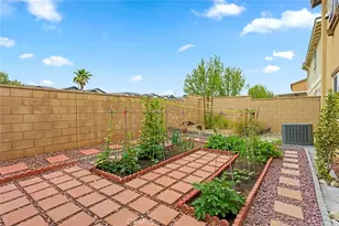 7568 Sleepy Creek, Fontana, CA 92336 - Photo 39