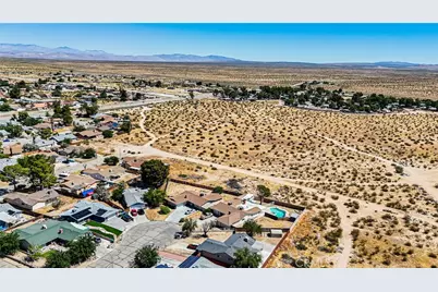 21404 Baldwin, California City, CA 93505 - Photo 27