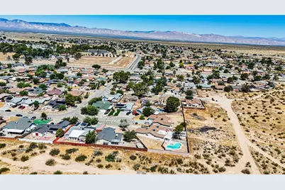 21404 Baldwin, California City, CA 93505 - Photo 9