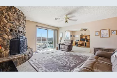 21404 Baldwin, California City, CA 93505 - Photo 7
