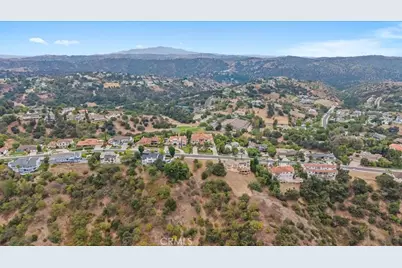 22607 Ridgeline Rd, Diamond Bar, CA 91765 - Photo 15