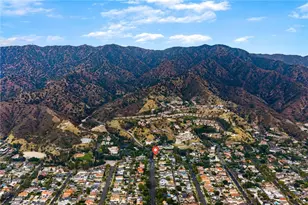 100 Country Club Dr, Burbank, CA 91501 - Photo 65