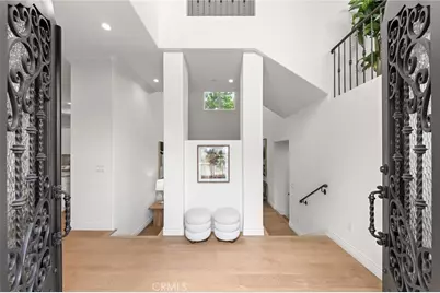 100 Country Club Drive, Burbank, CA 91501 - Photo 9