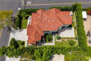 100 Country Club Dr, Burbank, CA 91501 - Photo 59