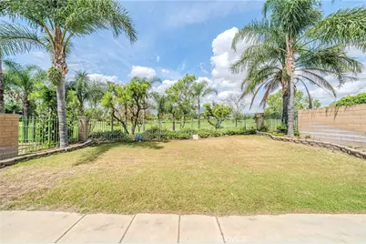 6184 Medinah, Fontana, CA 92336 - Photo 51