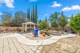 7740 Sewell Dr, Fontana, CA 92336 - Photo 25