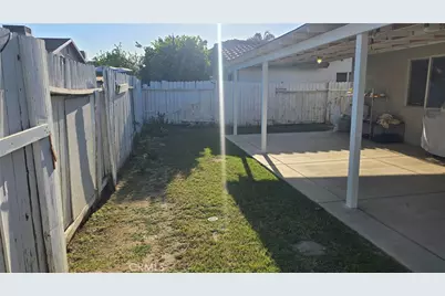 311 Chiapas, Bakersfield, CA 93307 - Photo 9