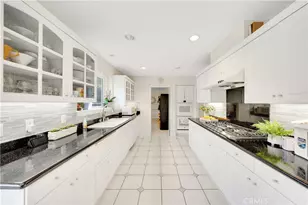 2835 Devonport, San Marino, CA 91108 - Photo 3