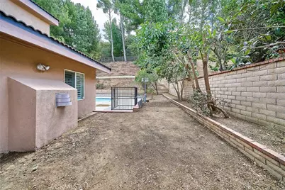 2952 Garona, Hacienda Heights, CA 91745 - Photo 71