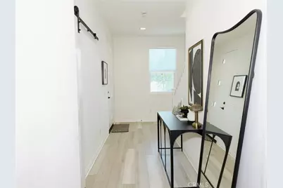 254 N Standard Avenue, Santa Ana, CA 92701 - Photo 3