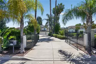 2081 Country Hills Ln, Riverside, CA 92503 - Photo 3
