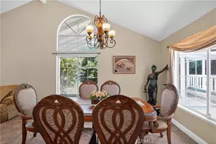 2081 Country Hills Ln, Riverside, CA 92503 - Photo 25
