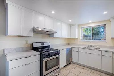 1008 Las Lomas Unit C, La Habra, CA 90631 - Photo 7
