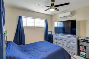 12205 S Halldale, Los Angeles, CA 90047 - Photo 21