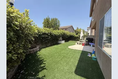 27925 Periwinkle Lane, Valencia, CA 91354 - Photo 19