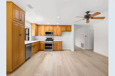 12647 Cheshire, Norwalk, CA 90650 - Photo 7