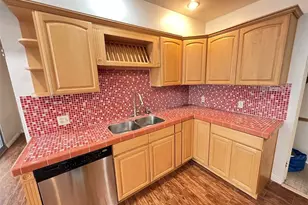 284 S Madison, Pasadena, CA 91101 - Photo 21