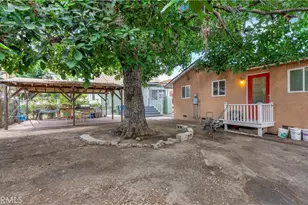 201 W 49th, Los Angeles, CA 90037 - Photo 59