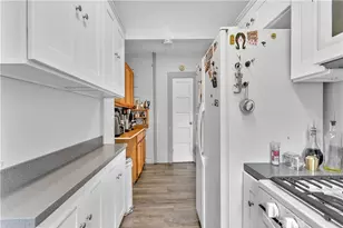 201 W 49th, Los Angeles, CA 90037 - Photo 27
