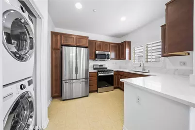 323 Tesoro #107, Escondido, CA 92025 - Photo 15