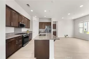 90 Renewal, Irvine, CA 92618 - Photo 5