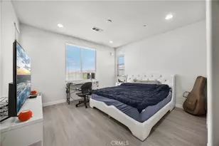 90 Renewal, Irvine, CA 92618 - Photo 15
