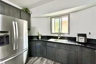 160 W 48th, Los Angeles, CA 90037 - Photo 15